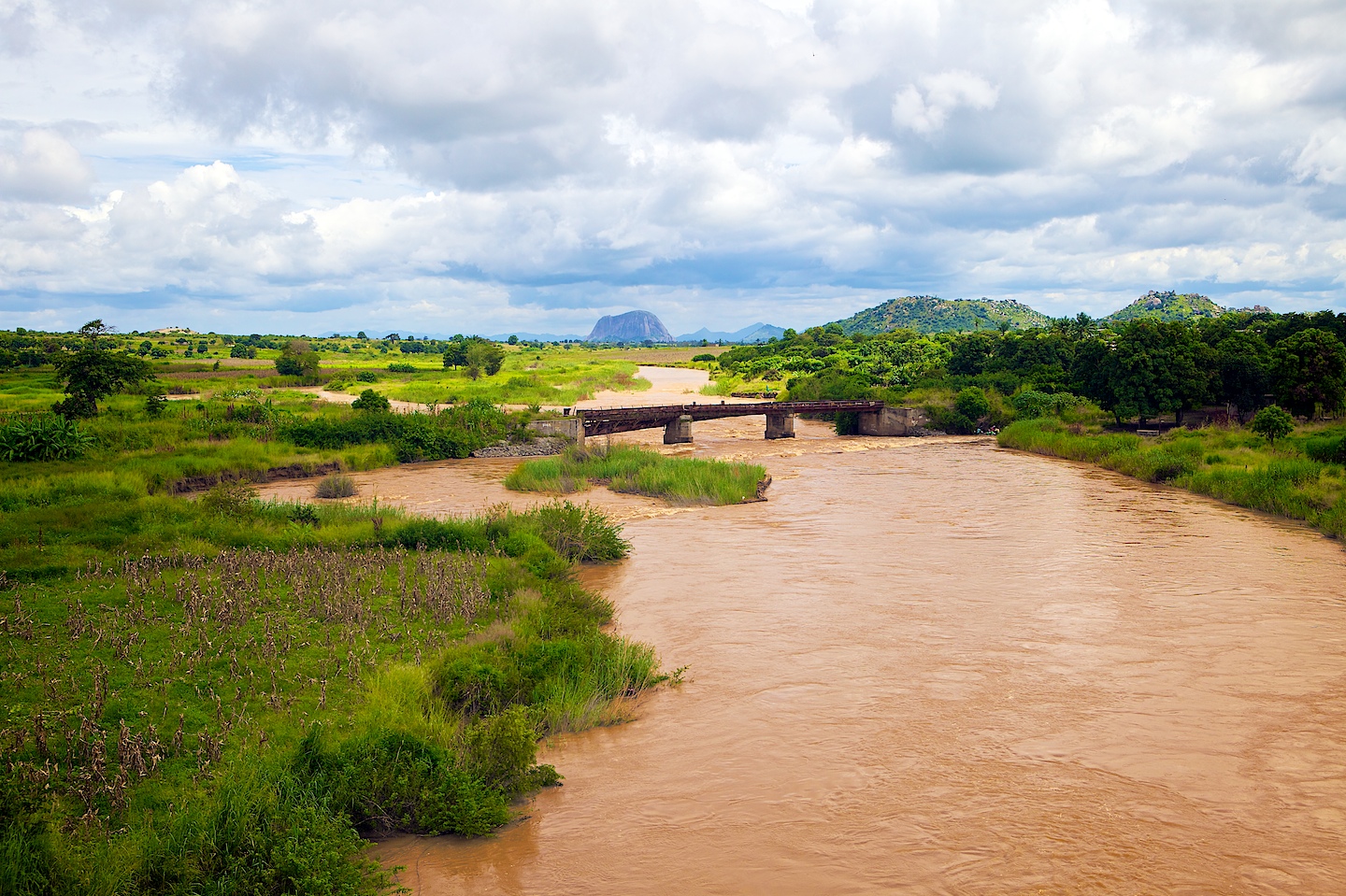Discovering Angola